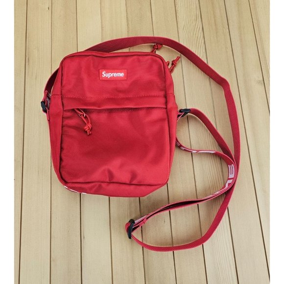 Supreme Shoulder Bag SS18 RED - Picture 1 of 6